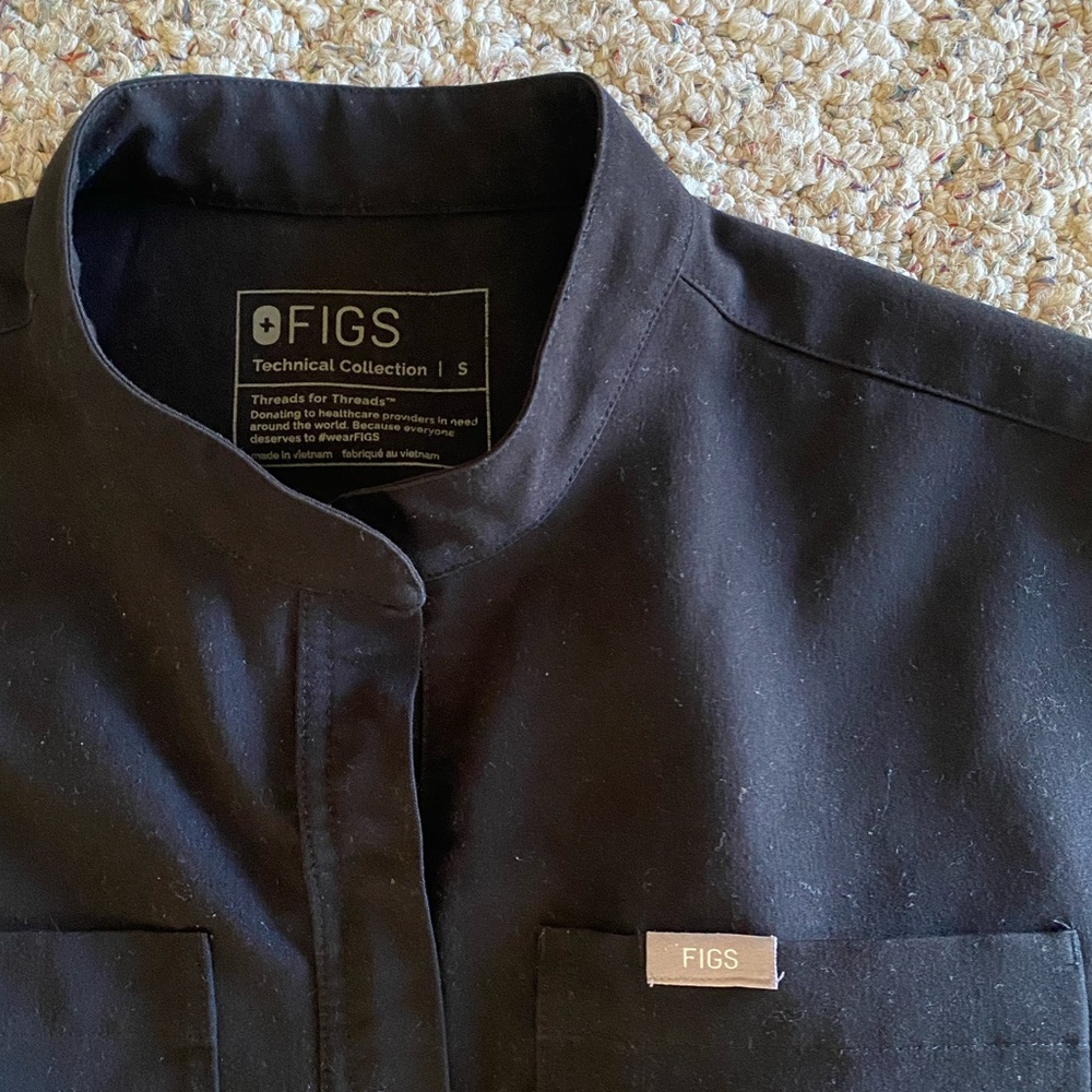 Figs Rafaela Cargo Scrub Jumpsuit - Picture 5 of 5